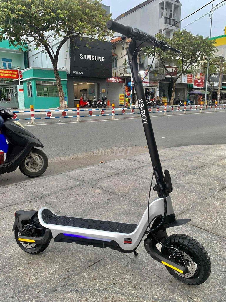 Cần bán xe scooter x5 động cơ 48v45km