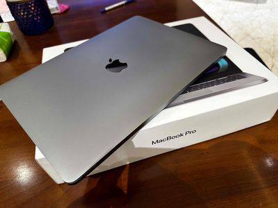 Bán Macbook Pro 2017 i5/ram 8g/ ssd128