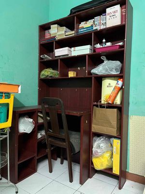 dọn nhà bán rẻ bộ bàn ghế kệ sách gỗ thật. Mua bán Tủ, kệ gia đình tại Quận 10 Tp Hồ Chí Minh được đăng bởi Ngan