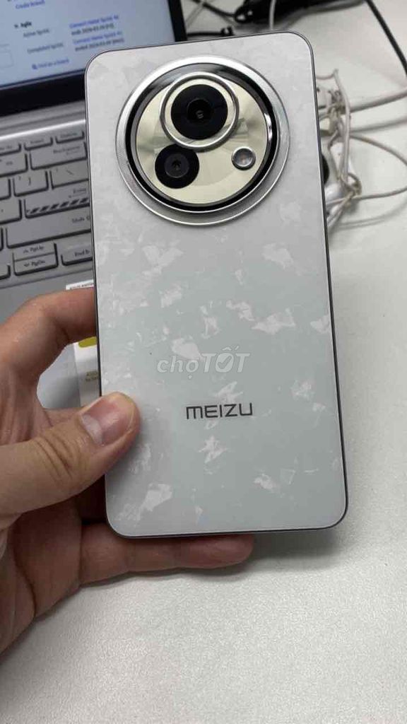 Meizu Lucky 08 256GB Trắng. Mua bán Điện thoại tại Quận Nam Từ Liêm Hà Nội được đăng bởi Namreal hình 1