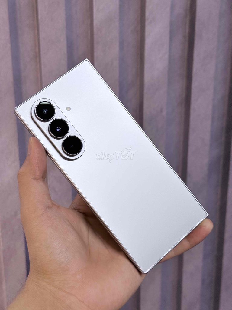 Samsung Z Fold 7 256gb. Mua bán Điện thoại tại Quận Bình Thạnh Tp Hồ Chí Minh được đăng bởi Tuấn 5G Giá Sỉ Sam hình 1