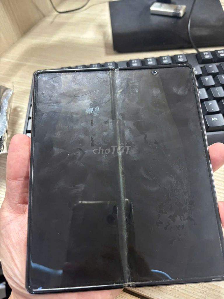 Samsung Galaxy Z Fold 2. Mua bán Điện thoại tại Quận 8 Tp Hồ Chí Minh được đăng bởi Toàn  hình 1