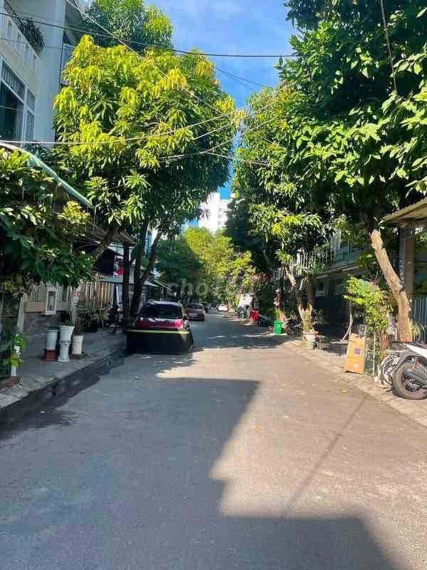Cho thuê nhà gác đúc mặt tiền LÊ THIỆT - Hoà Minh 3 P/ngủ, 3 wc