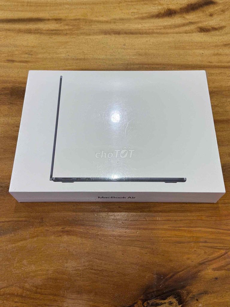 Macbook Air M2/16GB/256GB new seal rẻ vô cùng