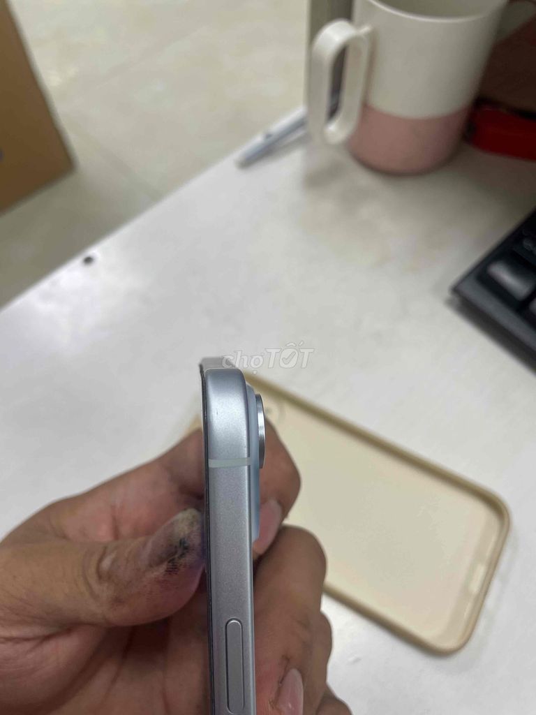 Apple iPhone 15 Bạc Mỹ Đã qua sử dụng. Mua bán Điện thoại tại Quận Thanh Xuân Hà Nội được đăng bởi Nguyễn Bá Linh hình 1