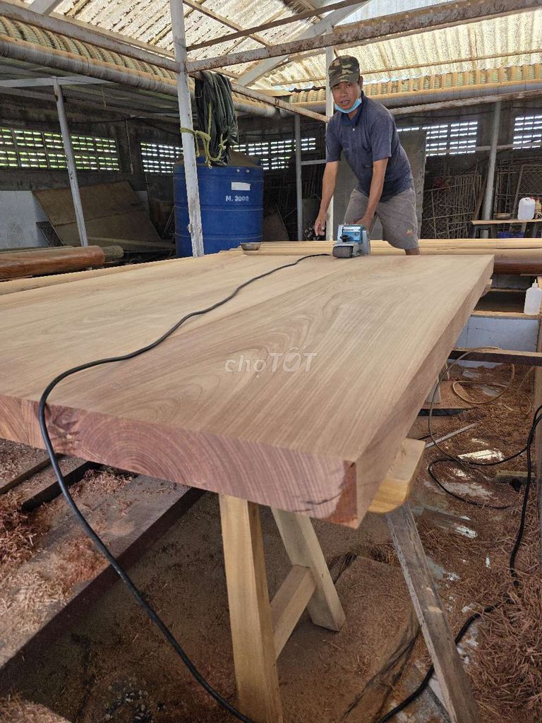 Ván ngựa gỗ nguyên khối 1.88m x 2.45m. Mua bán Nội thất, đồ gia dụng khác tại Huyện Gò Công Tây Tiền Giang được đăng bởi Út Sáu hình 1