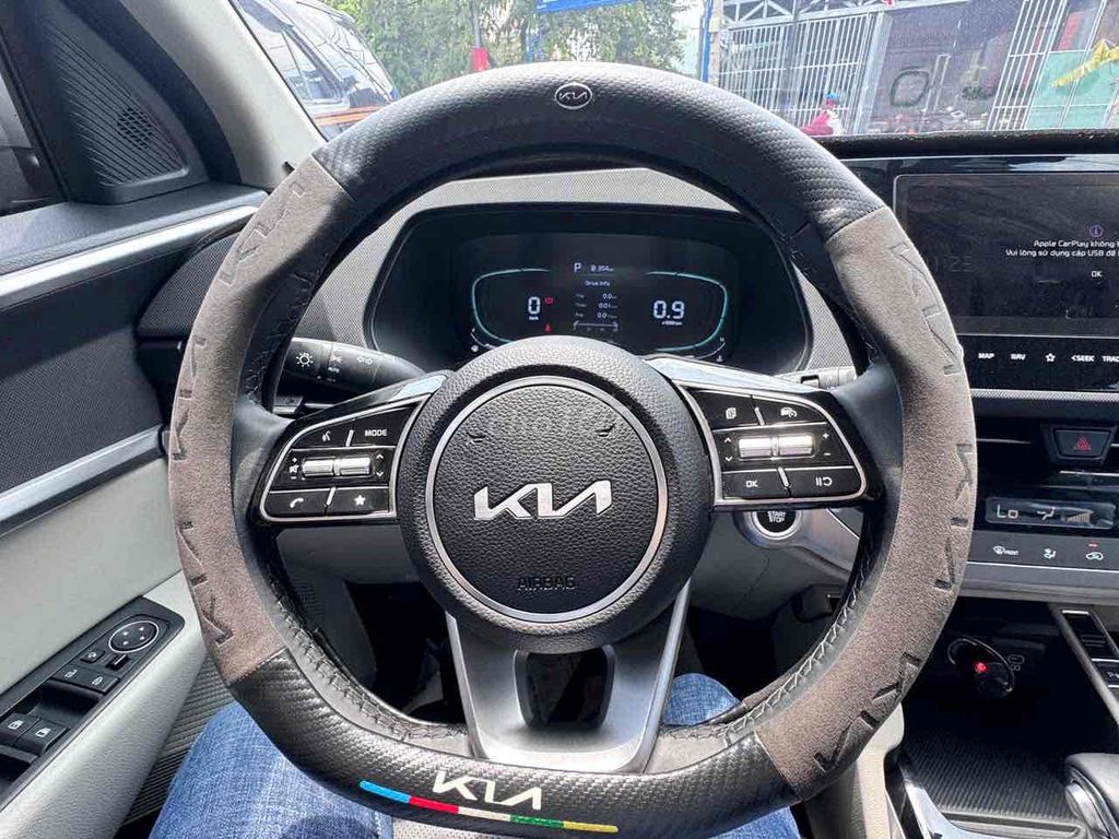 Kia Carens 2024 1.5G Luxury - 24000 km. Mua bán Ô tô tại Quận 12 Tp Hồ Chí Minh được đăng bởi NAIL MIII hình 3