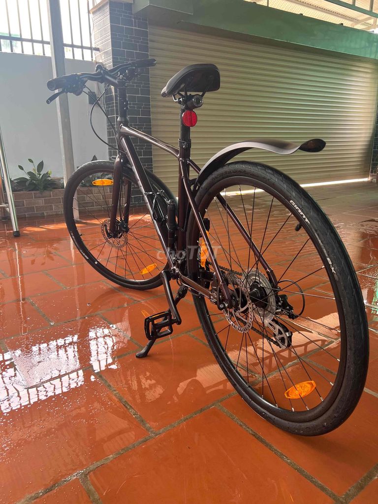 Xe Đạp Touring GIANT Escape 2 Disc - 2022. Mua bán Xe đạp tại Huyện Nhơn Trạch Đồng Nai được đăng bởi Peter Tran hình 2