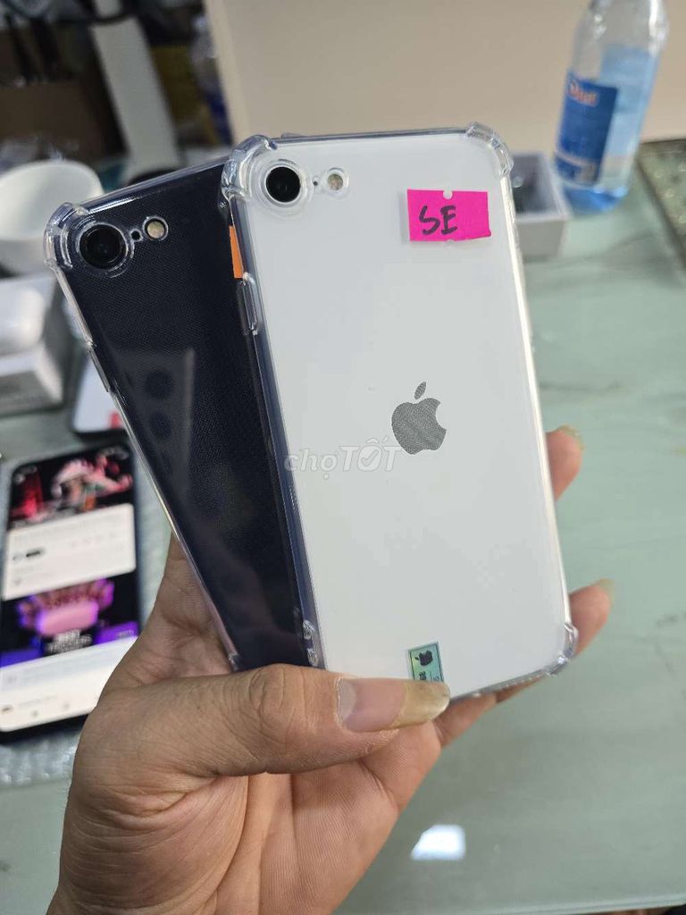 Apple iPhone SE 2020 Full chức năng Zin . Mua bán Điện thoại tại Thành phố Buôn Ma Thuột Đắk Lắk được đăng bởi OPPO LINH ANH 48 LÊ QUÝ ĐÔN BMT hình 1