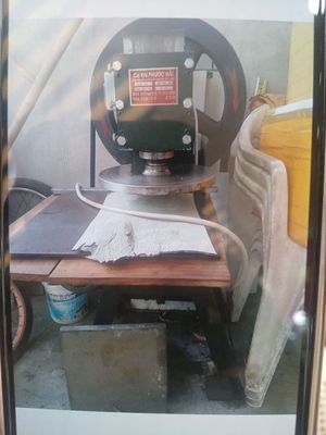 Máy đang dùng càng bán lại cho anh em xài. Mua bán Máy tính để bàn tại Quận 8 Tp Hồ Chí Minh được đăng bởi Phuong Huynh Van