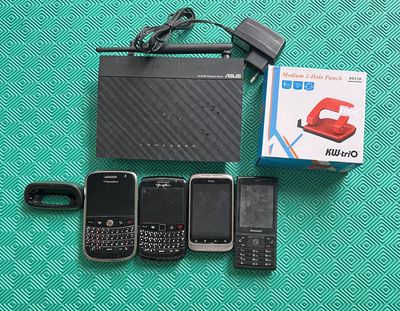 BÁN ĐIỆN THOẠI SƯU TẦM. Mua bán Điện thoại tại Quận Ninh Kiều Cần Thơ được đăng bởi Huỳnh Trung Hiếu