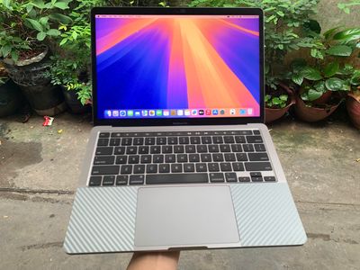PRO 2020 13.3'' TouchBar GRAY US - I7 -16G -512GB. Mua bán Laptop tại Quận 3 Tp Hồ Chí Minh được đăng bởi Tèo
