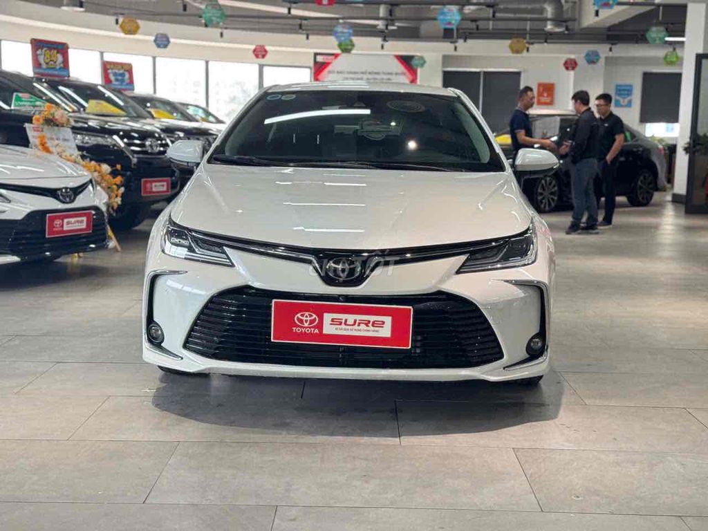 Toyota Corolla Altis 1.8V 2023 odo 2.8v cực chất. Mua bán Ô tô tại Quận Nam Từ Liêm Hà Nội được đăng bởi Đại lý Toyota Mỹ Đình hình 1