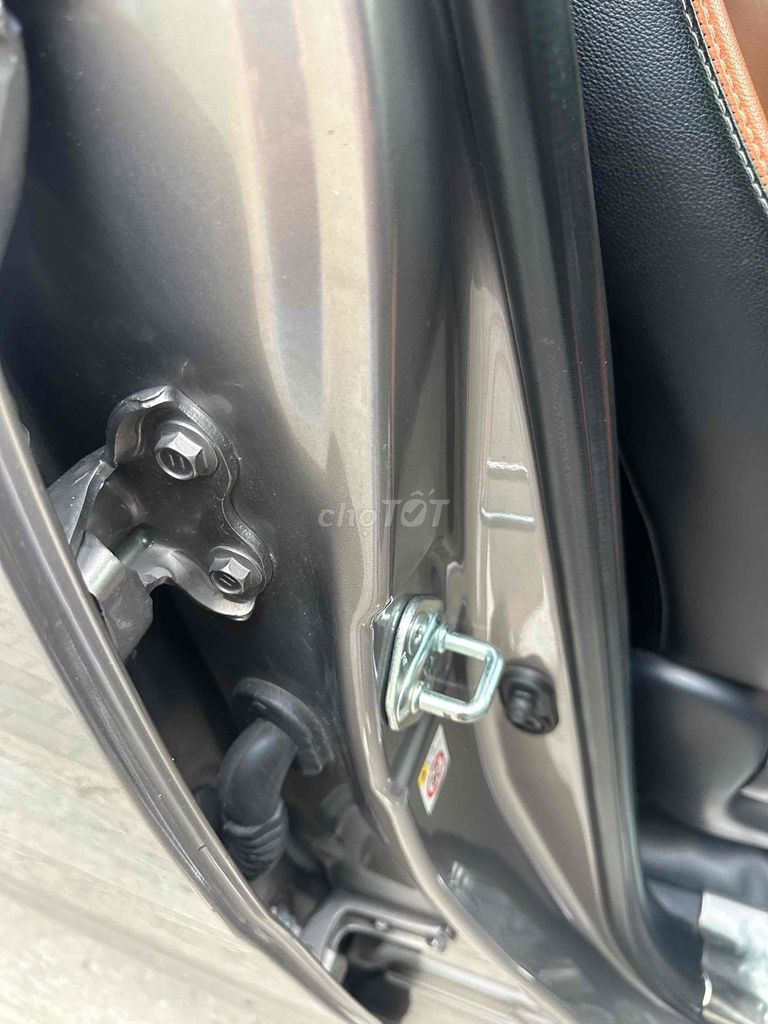 xe Innova 2019 2.0E - nha it di bán lại. Mua bán Ô tô tại Thành phố Thuận An Bình Dương được đăng bởi Nguyen hình 14