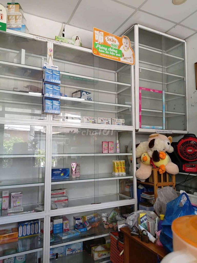 Tủ thuốc nhôm kính trắng. Mua bán Tủ, kệ gia đình tại Quận 12 Tp Hồ Chí Minh được đăng bởi Luan Nguyen hình 1