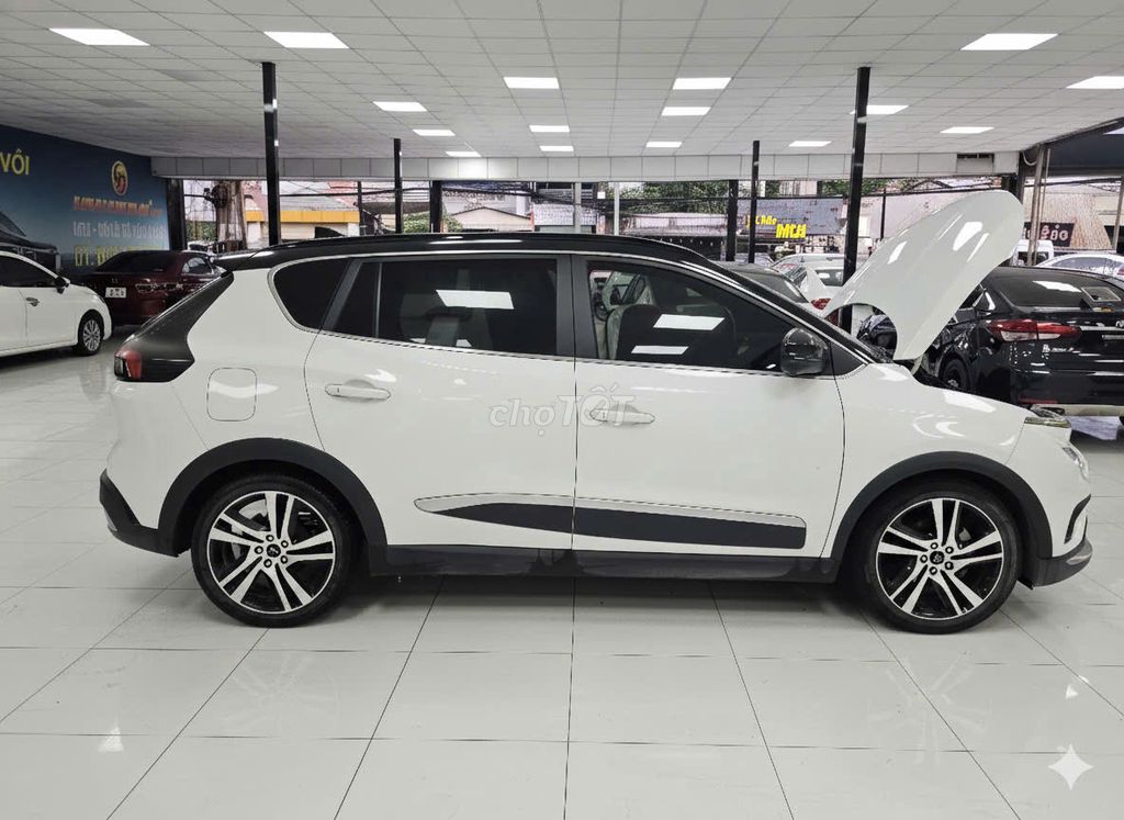 Vinfast VF E34 2022 Trắng. Mua bán Ô tô tại Thành phố Thủ Đức Tp Hồ Chí Minh được đăng bởi SÀN Ô TÔ VIỆT NAM SÀI GÒN hình 3