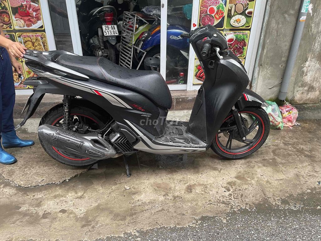SH 150 ABS 2022 Bản Sport Như Mới Đi Ít Chính Chủ. Mua bán Xe máy tại Quận Hoàng Mai Hà Nội được đăng bởi Tuấn Giang hình 7