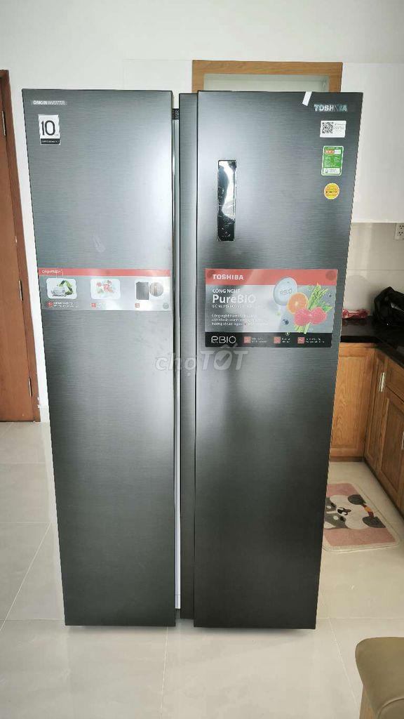 Thanh lý tủ lạnh Toshiba 2 cửa 555 lít