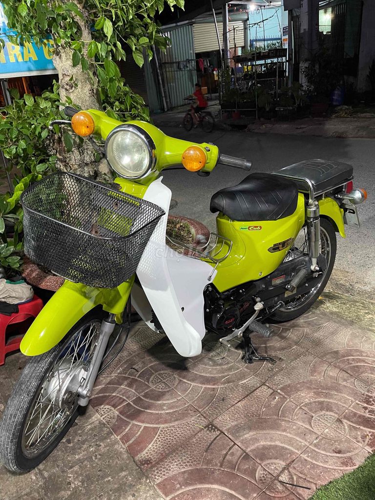 bán Xe cúp 50cc. Mua bán Xe máy tại Thị xã Tân Uyên Bình Dương được đăng bởi long  hình 1