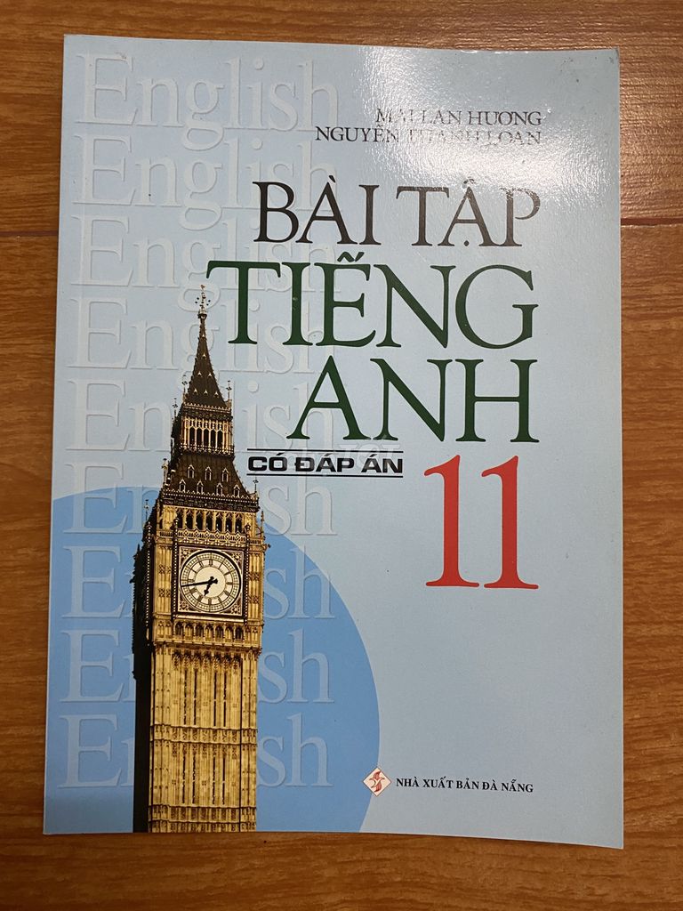 Bán sách Mai Lan Hương lớp 11