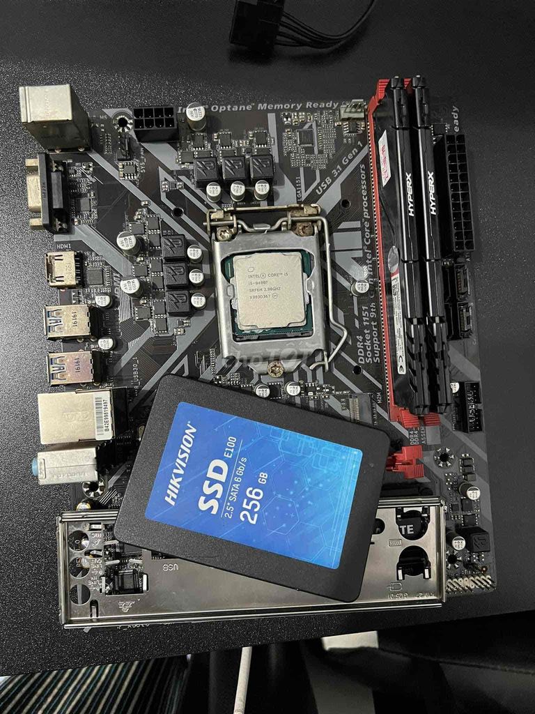 cpu i5 9400f giá rẻ đang chạy