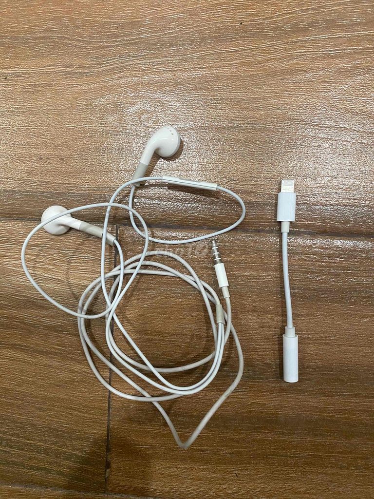 Tai nghe Apple Lightning 3.5mm Trắng. Mua bán Tivi, Âm thanh tại Quận 12 Tp Hồ Chí Minh được đăng bởi Đỗ Đức Cảnh hình 1