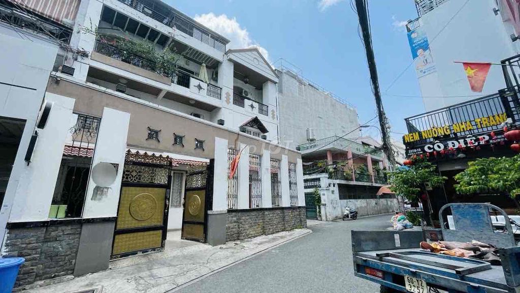MẶT TIỀN 3 CĂN LIỀN KỀ ĐƯỜNG LÊ VĂN SỸ, 245M2, 4 TẦNG, 12Mx22M 43 TỶ. Mua bán văn phòng, mặt bằng kinh doanh tại Quận Tân Bình Tp Hồ Chí Minh được đăng bởi Nguyễn Phương hình 1