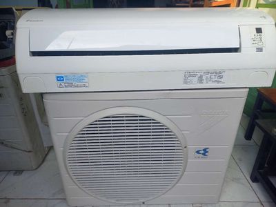 Máy lạnh Daikin inverter hàng nội địa giá 7tr