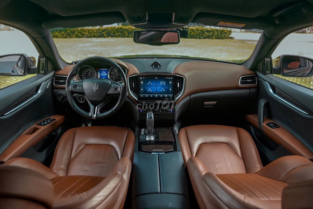 PORSCHE MACAN MODEL 2022 MỘT CHỦ OPTIONS 800 TRIỆU. Mua bán Ô tô tại Quận 7 Tp Hồ Chí Minh được đăng bởi Tung hình 10