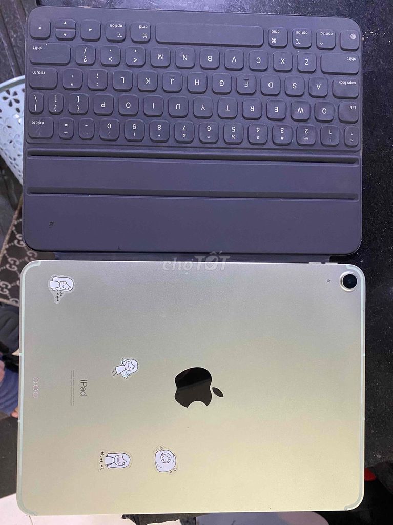 XÁC iPad Air 4 (thế hệ thứ 4) màu xanh. Mua bán Máy tính bảng tại Quận 8 Tp Hồ Chí Minh được đăng bởi OTLy hình 1
