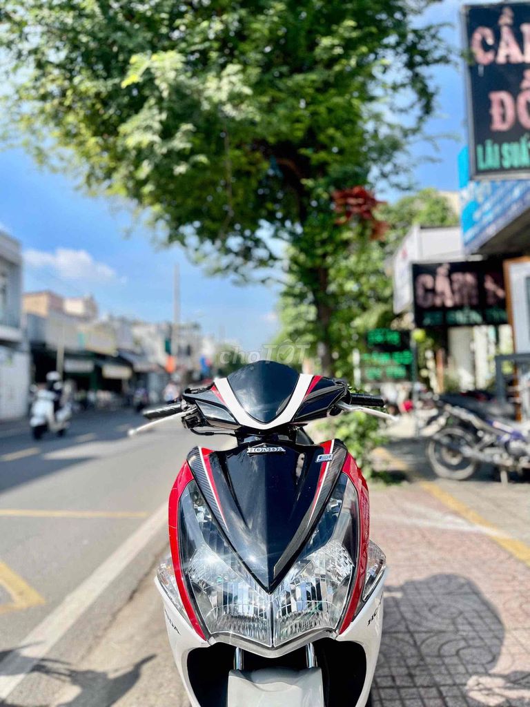 ❤️Honda AirBlade Fi, BSTP Giấy Tờ Đầy Đủ, GÓP. Mua bán Xe máy tại Quận 8 Tp Hồ Chí Minh được đăng bởi Tấn Đạt hình 8