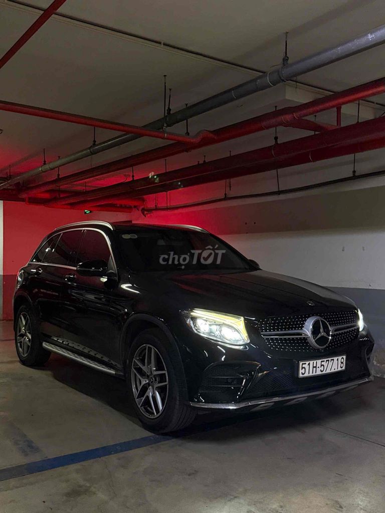 Mercedes-Benz GLC300 4matic 2019 Đen/kem