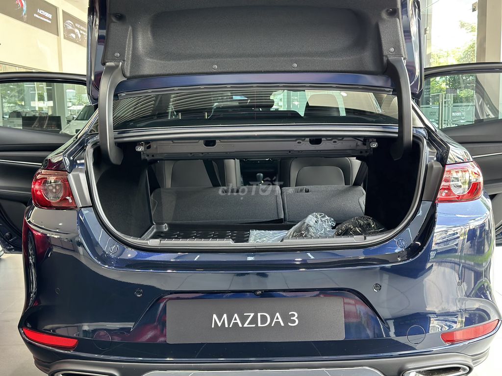 New Mazda 3 - Giá Siêu Tốt - Phụ Kiện Chính Hãng
