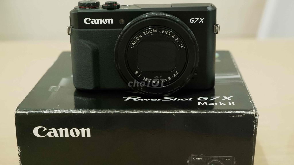 CANON G7X MARK II FULL BOX LIKE NEW