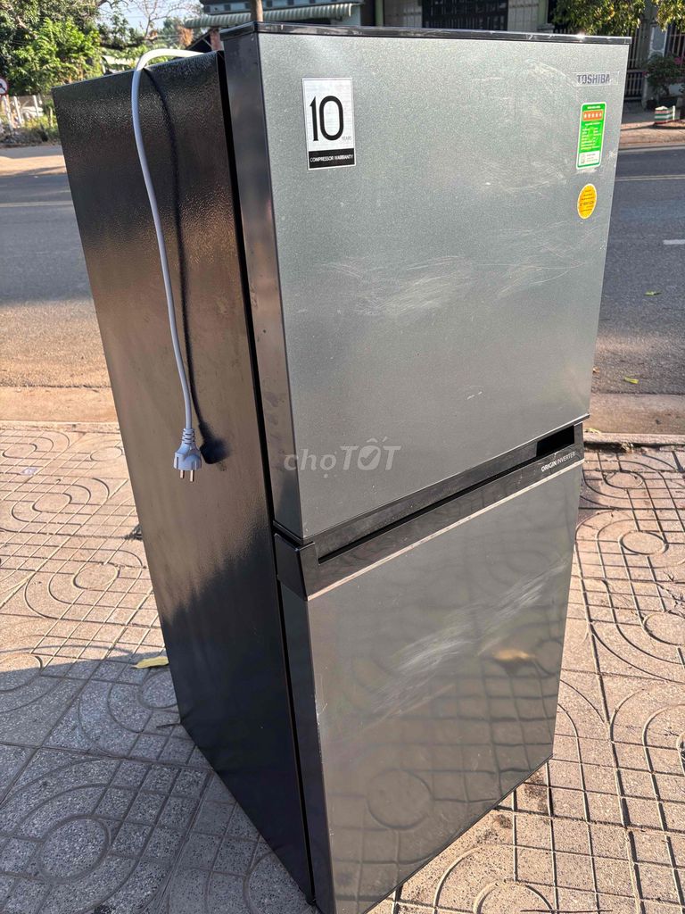 TOSHIBA 180L inverter / Like New. BH hãng.. Mua bán Tủ lạnh tại Thành phố Bà Rịa Bà Rịa - Vũng Tàu được đăng bởi Ng Phú Cường hình 1