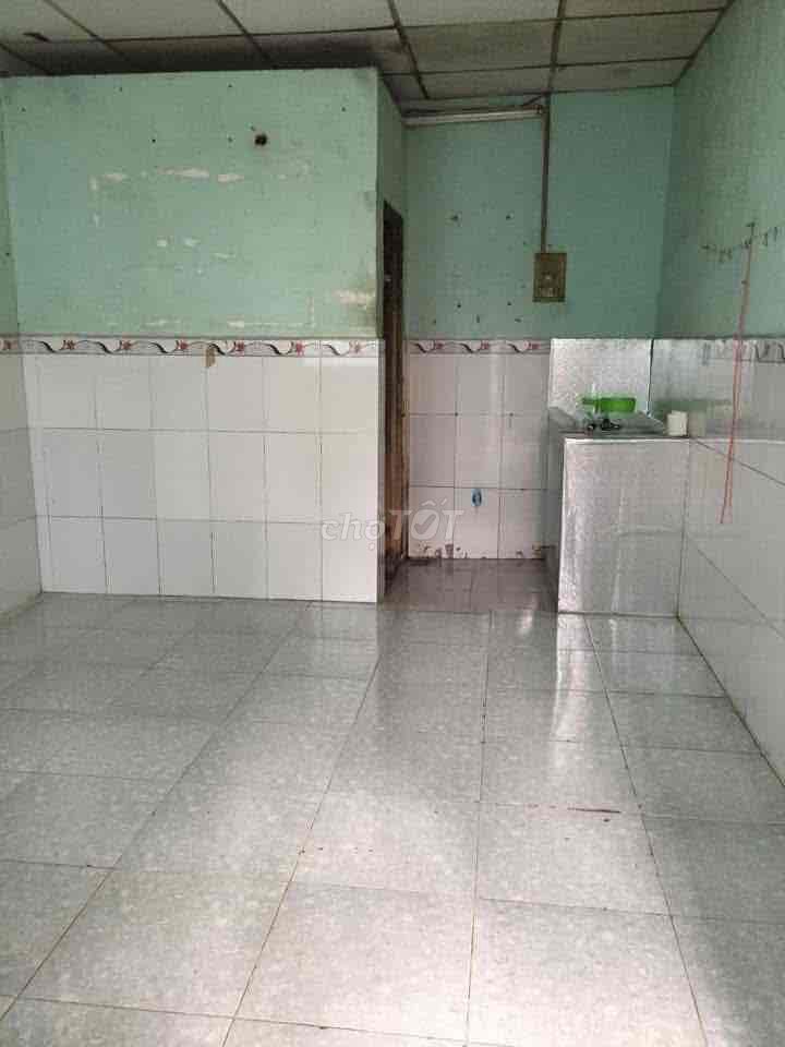 Phòng trọ giá rẻ gần chợ đầu mối