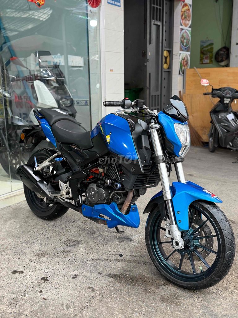 Benelli TNT175 2021 Xanh Biển 95 BTC giá tốt