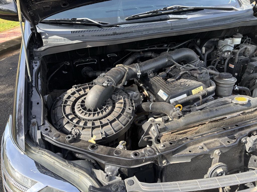 Toyota Innova 2.0E 2015 màu đen 8 chỗ. Mua bán Ô tô tại Thành phố Buôn Ma Thuột Đắk Lắk được đăng bởi Tuấn hình 5