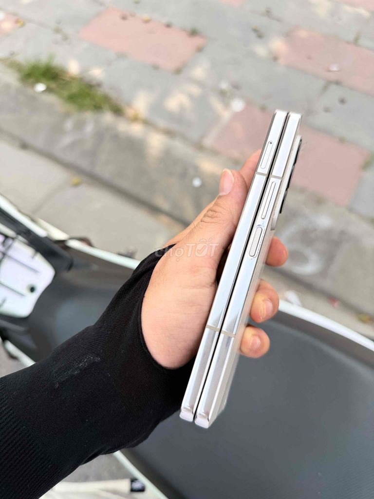 Samsung Bạc Đã sử dụng. Mua bán Điện thoại tại Huyện Kiến Thuỵ Hải Phòng được đăng bởi Seen hình 1