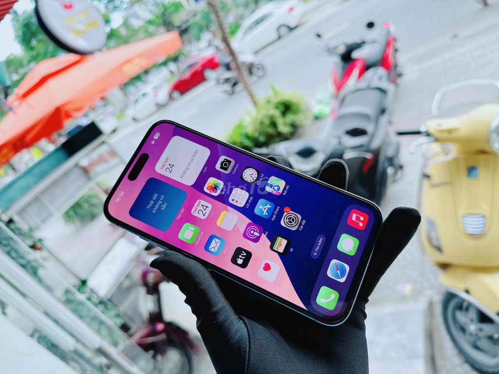 iPhone 16 Plus 128G Xanh Việt Nam pin 100% sạc 67L. Mua bán Điện thoại tại Quận Hải Châu Đà Nẵng được đăng bởi TUẤN LUXURY MOBILE ĐÀ NẴNG hình 1