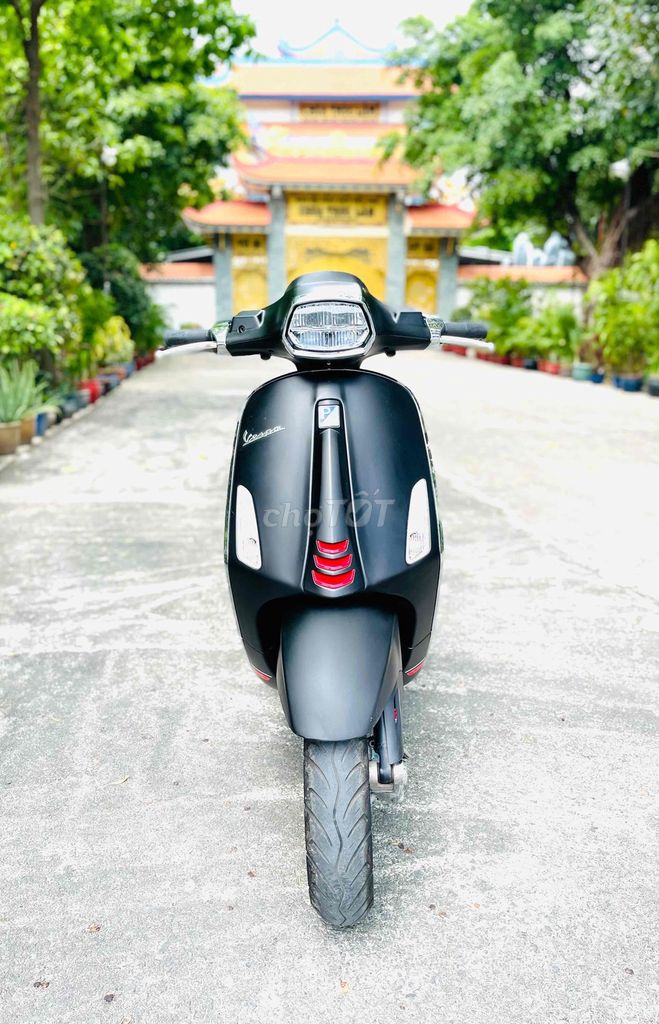 Vespa Sprint 150 ABS.Lướt 2.500km.Chính Chủ.