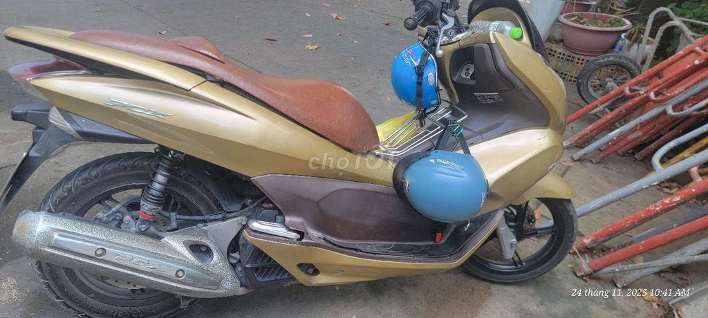 Honda PCX Vàng đồng. Mua bán Xe máy tại Quận Gò Vấp Tp Hồ Chí Minh được đăng bởi Nguyễn Thế Hiển hình 8