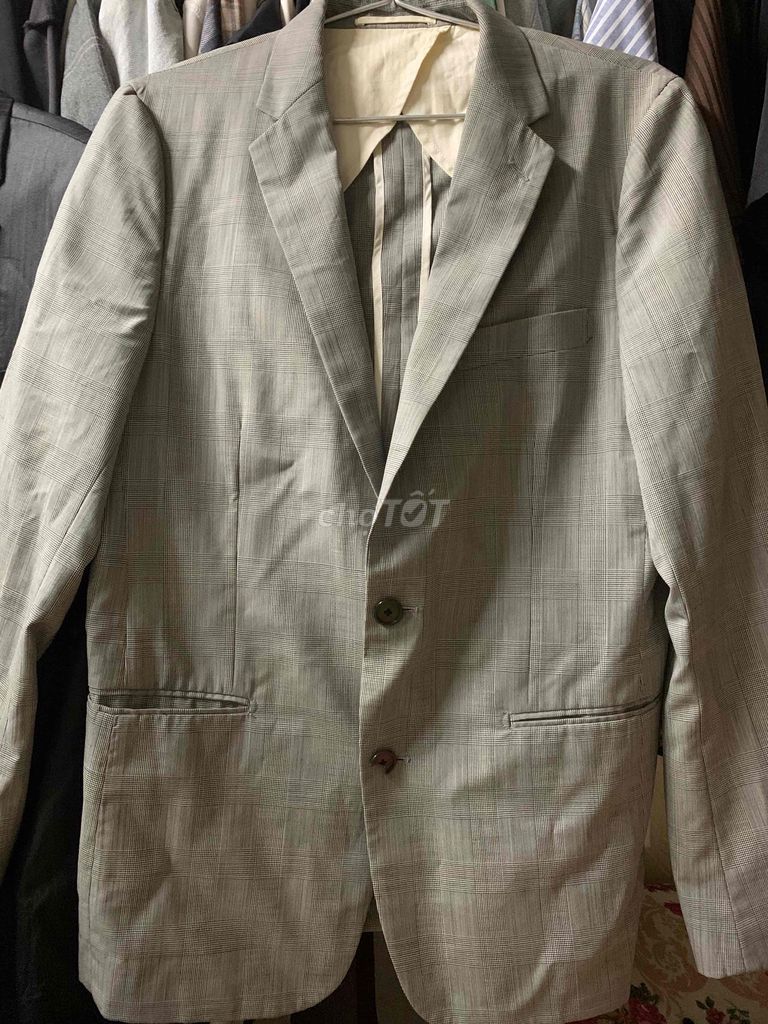 Áo blazer nam Vải Xám. Mua bán Quần áo tại Thành phố Tây Ninh Tây Ninh được đăng bởi Thanh An hình 1