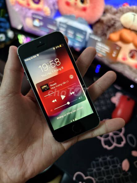 Apple iPhone 5S 32GB Bạc Đã sử dụng. Mua bán Điện thoại tại Quận 1 Tp Hồ Chí Minh được đăng bởi Hội Đồ Điện Tử hình 1