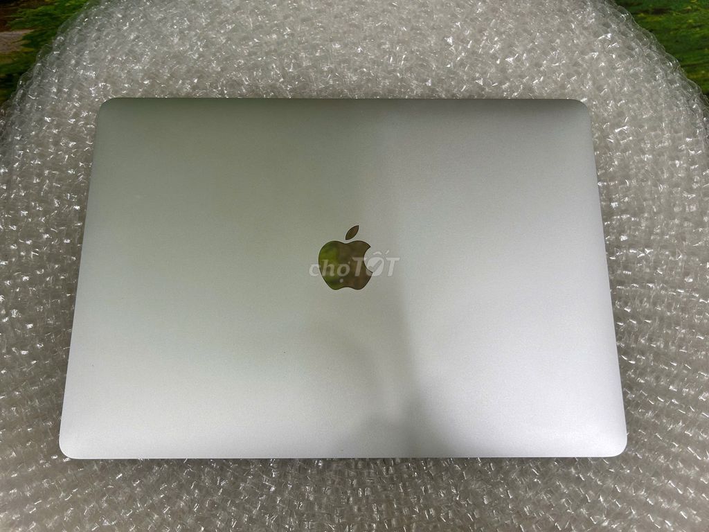 Apple MacBook Air 2020 i7 16GB/512GB Bạc. Mua bán Laptop tại Quận Thanh Xuân Hà Nội được đăng bởi Mai Linh hình 1