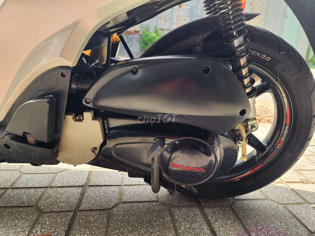 SH VIET 150I FULL Ý 95%. Mua bán Xe máy tại Huyện Mỏ Cày Bắc Bến Tre được đăng bởi Long hình 2