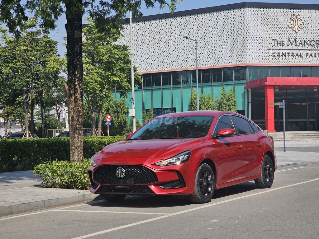 MG 5 AT 2022 màu đỏ. Mua bán Ô tô tại Quận Thanh Xuân Hà Nội được đăng bởi Thanh Biz Nguyễn Thái Auto hình 2