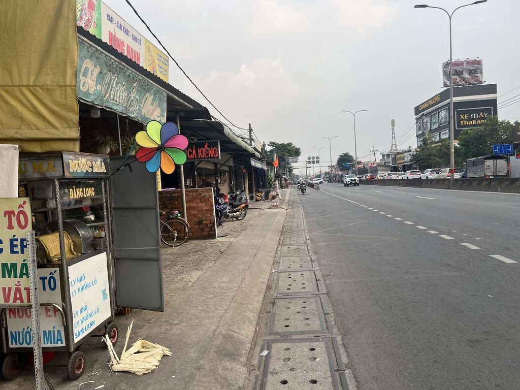 BÁN NHÀ 2 MẶT TIỀN QL22, TRUNG TÂM CỦ CHI