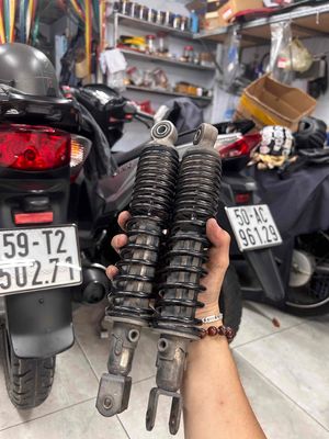 Phuộc sau Honda SH Ý zin theo xe. Mua bán Phụ tùng xe tại Quận Tân Phú Tp Hồ Chí Minh được đăng bởi Phúc Bảo