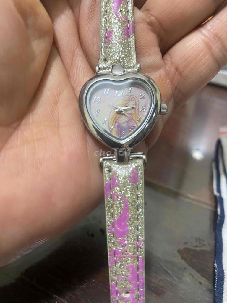 Đồng hồ Disney Princess Nữ Hồng Bạc Thép. Mua bán Đồng hồ tại Thành phố Biên Hòa Đồng Nai được đăng bởi Nguyễn anh vũ hình 1